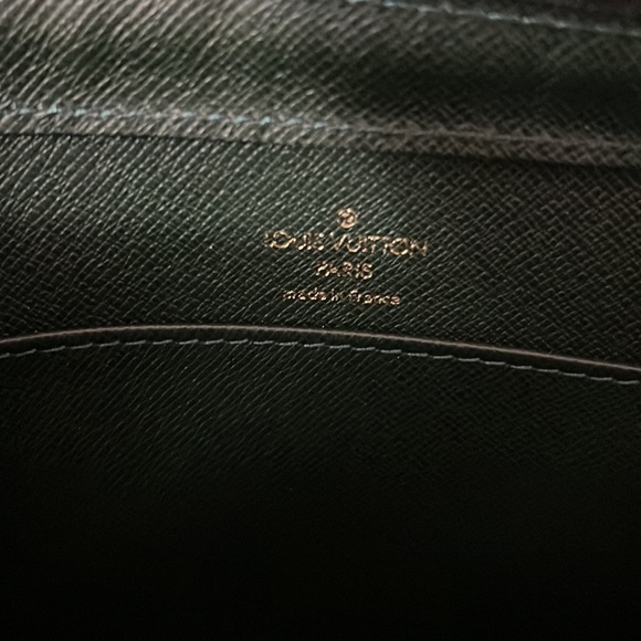 Louis Vuitton Orsay Green Taiga - Picture 11 of 17
